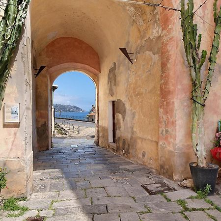 Appartement Casa Elena à Bordighera Extérieur photo