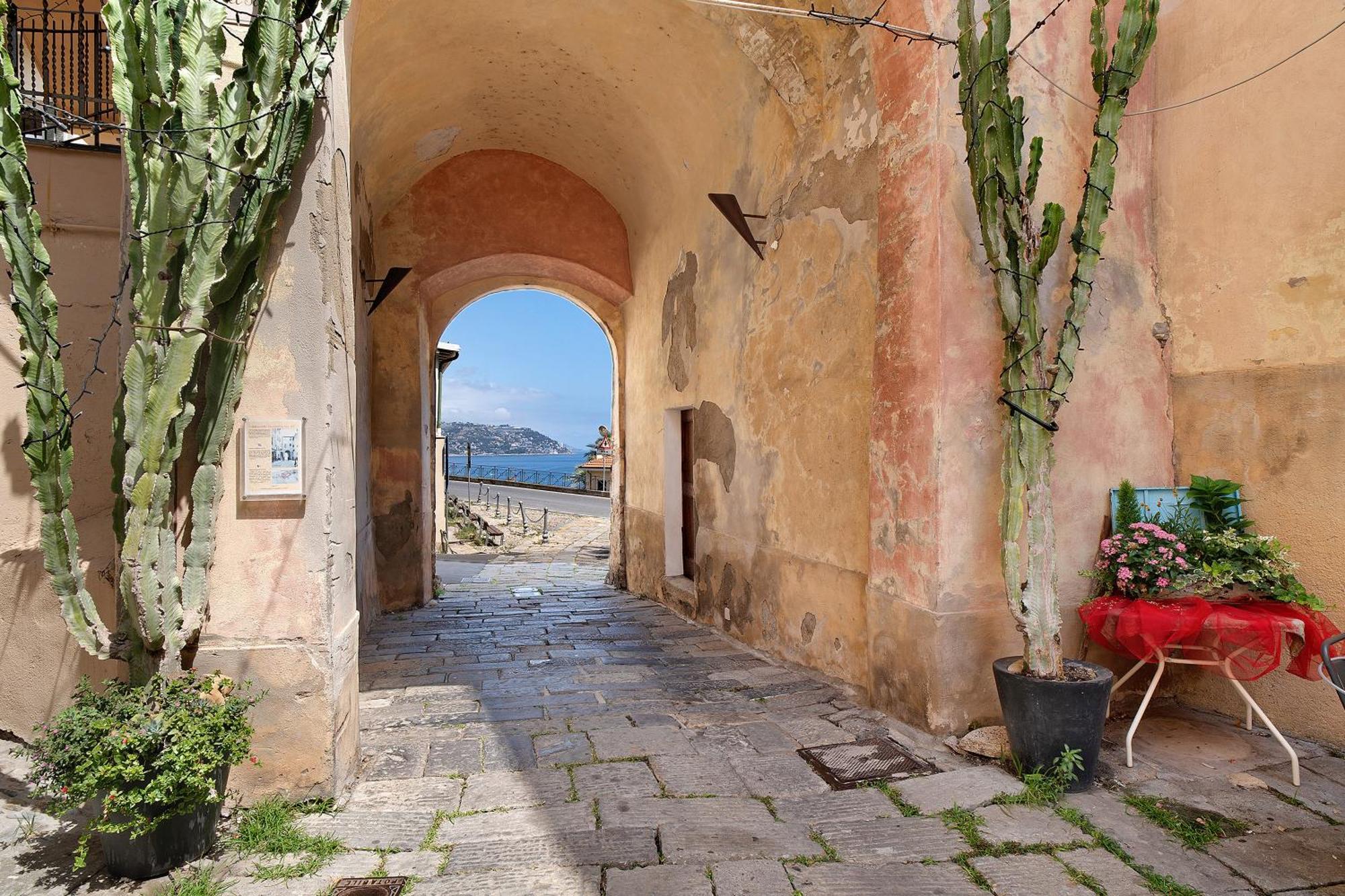 Appartement Casa Elena à Bordighera Extérieur photo